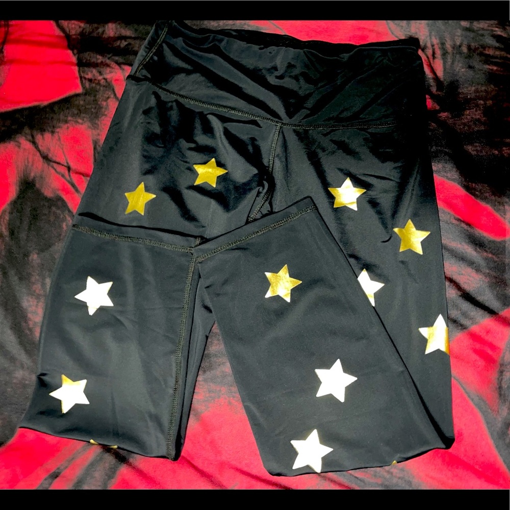 Shiny and slinky cropped leggings